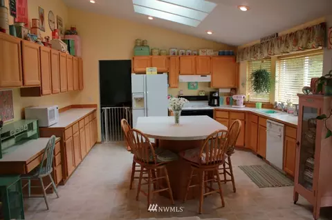 3214 241st St E, Spanaway, WA 98387 photo 2