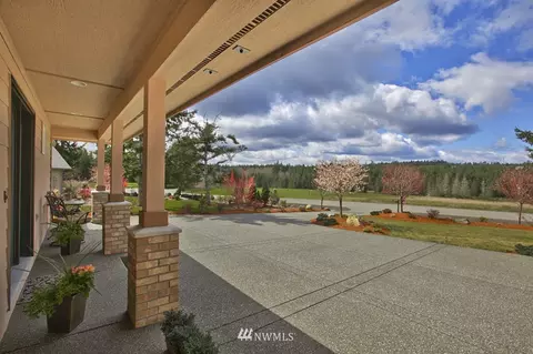 450 E Soderberg Rd, Allyn, WA 98524 photo 4