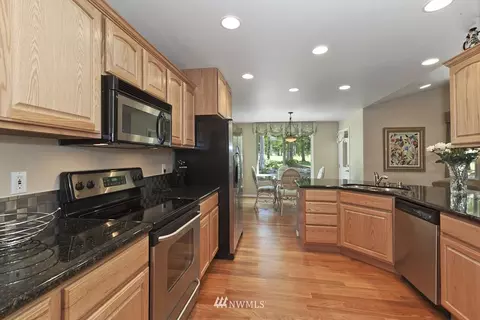 450 E Soderberg Rd, Allyn, WA 98524 photo 11