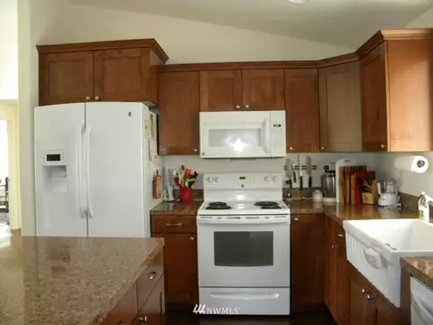 351 Morigson Loop, Sequim, WA 98382 photo 3