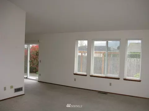 941 E Alder St, Sequim, WA 98382 photo 7