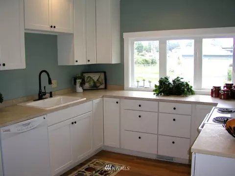 2401 Cleveland Ave, Everett, WA 98201 photo 6