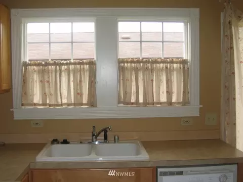 711 Alder Ave, Sumner, WA 98390 photo 5