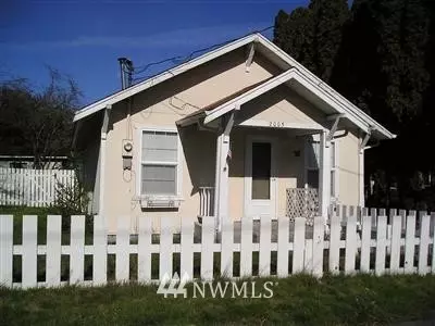 2005 74th St SE, Everett, WA 98203 photo 1