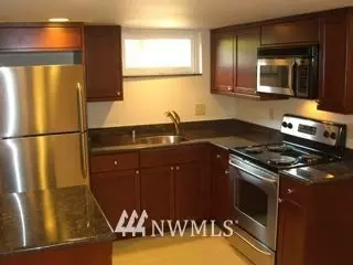 1921 Franklin Pl E, Seattle, WA 98102 photo 4