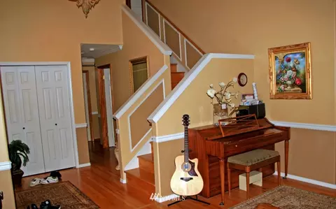 10426 27th Dr SE, Everett, WA 98208 photo 3