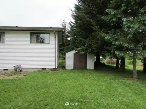 81 E Robert Pl, Sequim, WA 98382 photo 3