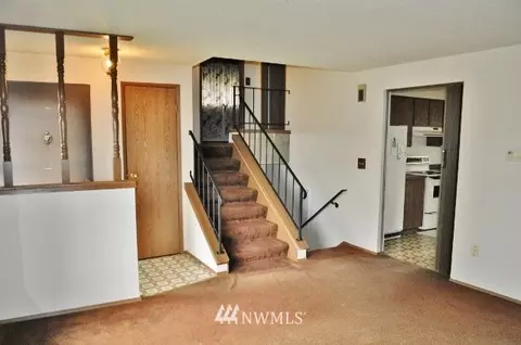 18130 20th Dr SE, Bothell, WA 98012 photo 3