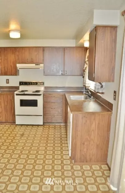 18130 20th Dr SE, Bothell, WA 98012 photo 4