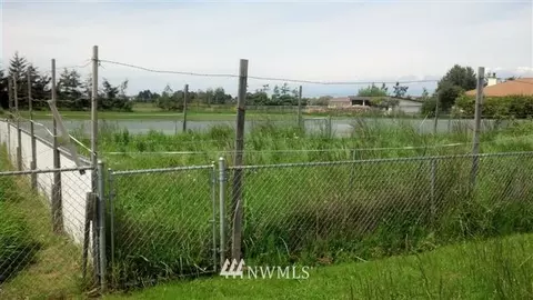 300 Thornton Dr, Sequim, WA 98382 photo 4