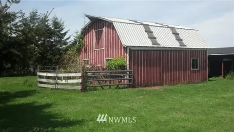 300 Thornton Dr, Sequim, WA 98382 photo 2