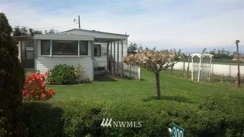 300 Thornton Dr, Sequim, WA 98382 photo 3