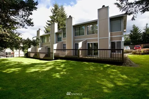 12409 E Gibson Rd, Everett, WA 98204 photo 1