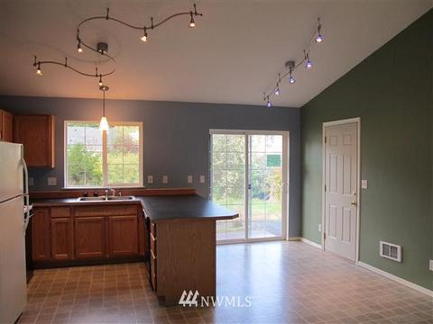3668 Britzman Loop, Clinton, WA 98236 photo 3