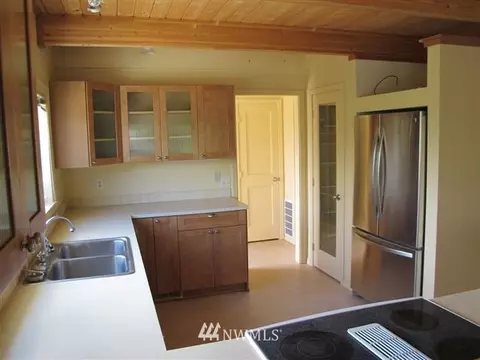 244 Klahhane Rd, Sequim, WA 98382 photo 5