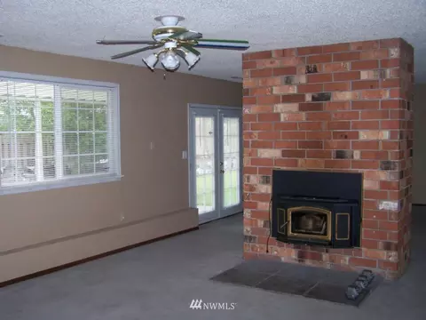 419 160th St E, Tacoma, WA 98445 photo 8