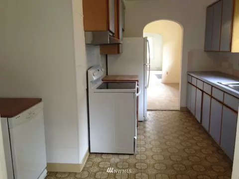 3218 Rucker Ave, Everett, WA 98201 photo 2