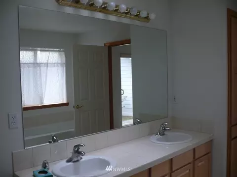 92 Gulls Ln, Sequim, WA 98382 photo 9