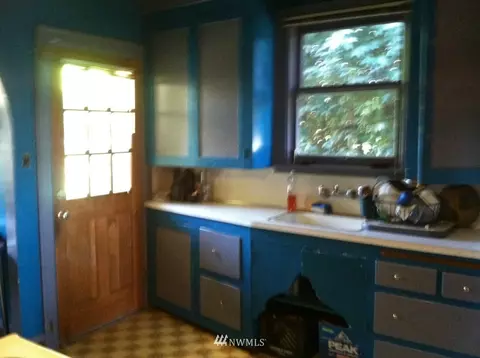 816 N 46th St, Seattle, WA 98103 photo 18