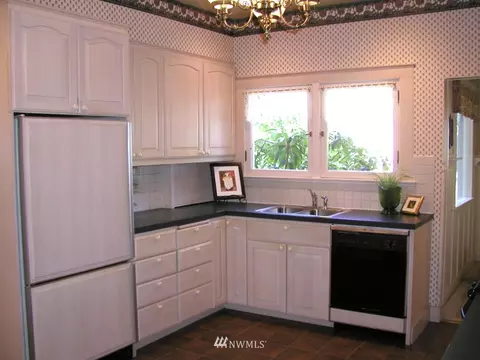 1408 Rucker Ave, Everett, WA 98201 photo 9