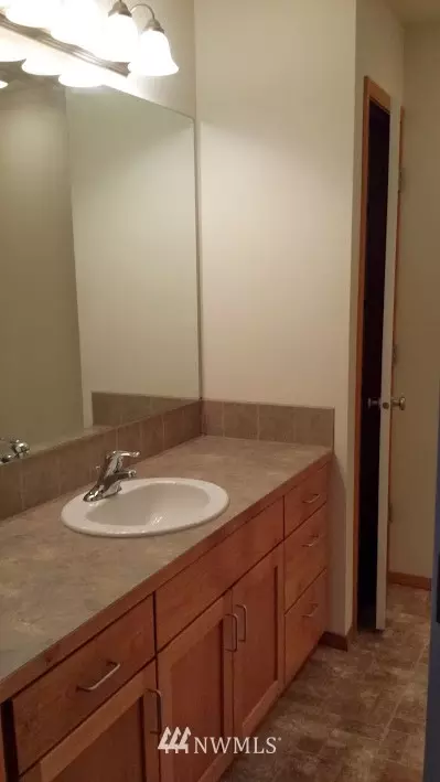 19510 28th Dr SE, Bothell, WA 98012 photo 2