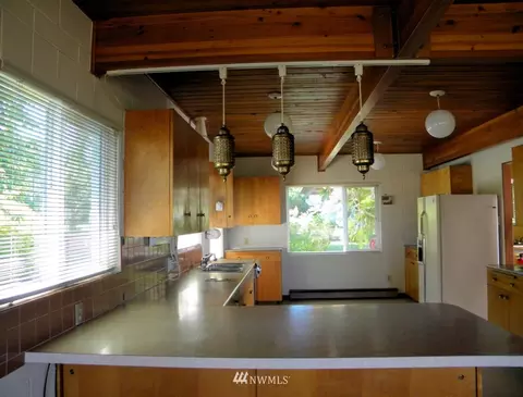 641 Wilcox Ln, Sequim, WA 98382 photo 2