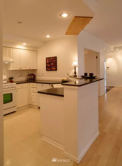 416 228th St SW #G101, Bothell, WA 98021 photo 9