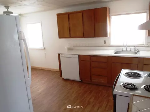 2505 Rainier Ave, Everett, WA 98201 photo 4