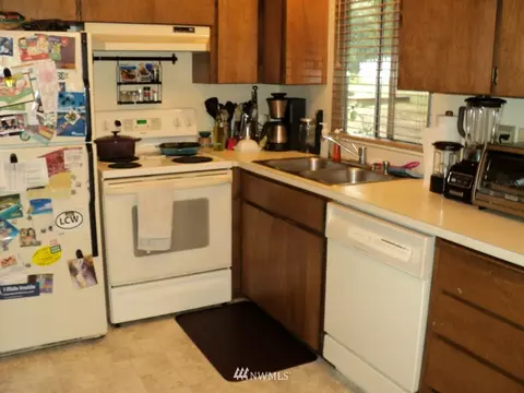 24302 Carter Rd, Bothell, WA 98021 photo 3