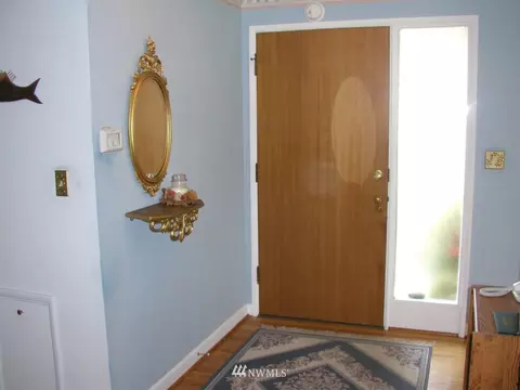 621 Colby Ave, Everett, WA 98201 photo 3