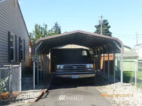 379 Beech St, Longview, WA 98632 photo 2