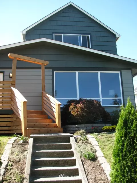 1124 Wetmore Ave, Everett, WA 98201 photo 2