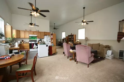 5801 Lawrence Rd, Everson, WA 98247 photo 2