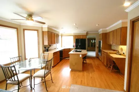 20833 32nd Ave SE, Bothell, WA 98021 photo 2
