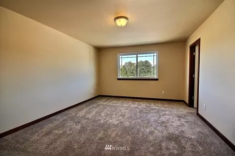 118 Ames St NE, Orting, WA 98360 photo 9