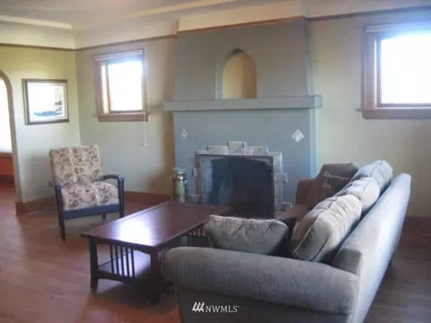 2101 N 57th, Seattle, WA 98103 photo 2