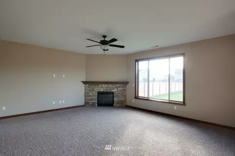 104 Ames St NE, Orting, WA 98360 photo 6