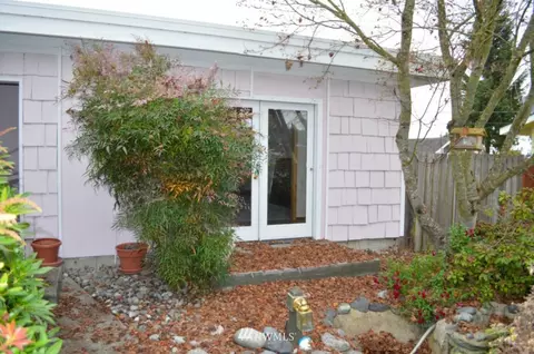474 W Hemlock St, Sequim, WA 98382 photo 4