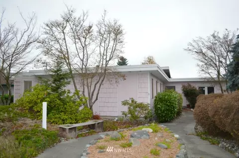 474 W Hemlock St, Sequim, WA 98382 photo 2