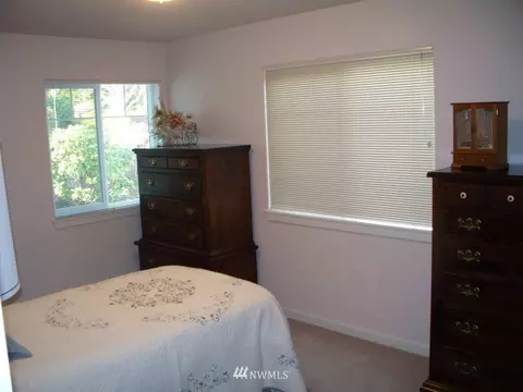 91 E Soderberg Rd #B4, Allyn, WA 98524 photo 9