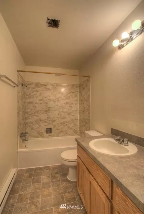 227 170th St E, Spanaway, WA 98387 photo 10