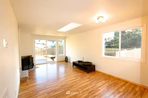 12121 11th Pl W, Everett, WA 98204 photo 3