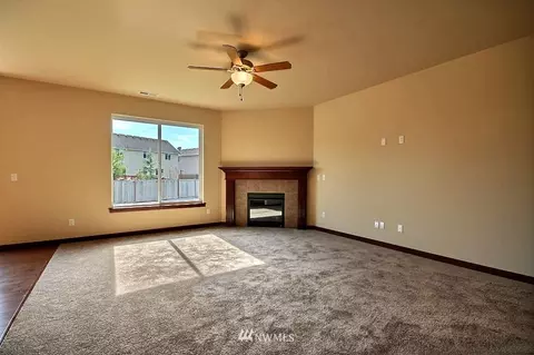 106 Ames St NE, Orting, WA 98360 photo 2