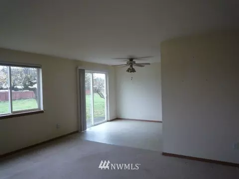 119 Eldredge Ave NW, Orting, WA 98360 photo 4