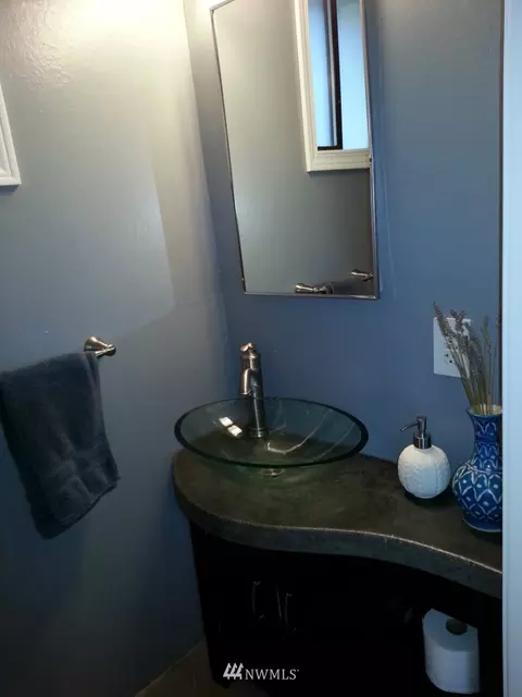 7627 Cascade Dr, Everett, WA 98203 photo 9
