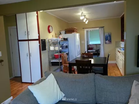 7627 Cascade Dr, Everett, WA 98203 photo 4