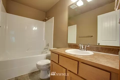 108 Ames St NE, Orting, WA 98360 photo 9