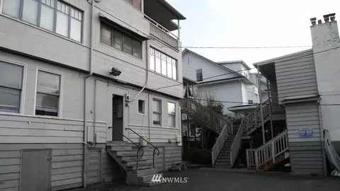 2222 Rucker Ave, Everett, WA 98201 photo 2