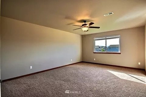 1606 Riddell Ave NE, Orting, WA 98360 photo 7