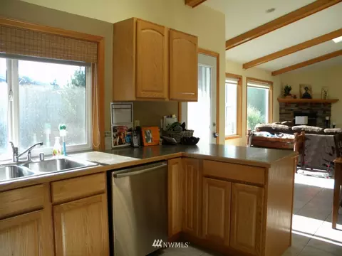 196 Sunland Dr, Sequim, WA 98382 photo 3